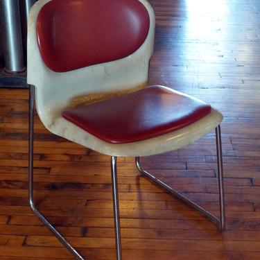 Plastic Molded Mod Chair w Red Cushion