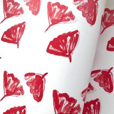 Ginkgo Love Wallpaper in Red