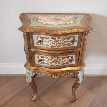 Vintage Venetian Hand Carved &amp; Distressed Painted Partial Gilt Nightstand Table, Italian Mid-century 