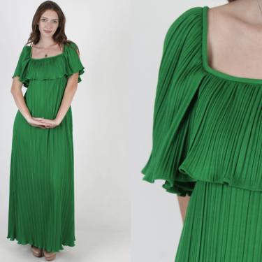 Vintage 70s Emerald Green Dress Pleated Ruffle Capelet Sweeping Disco Evening Maxi Dress 