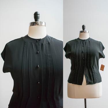 Vintage Pleated Blouse / 1940s Blouse / 1940s Button Down Blouse / Feminine Vintage Blouse 42 / Mary Parker Blouse / Vintage Blouse XL 