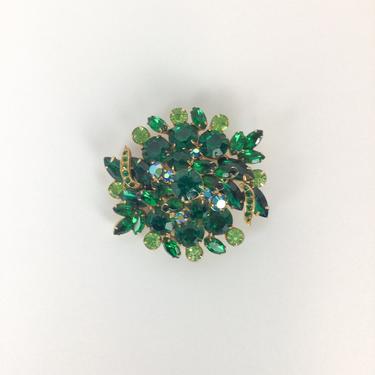 Vintage 50s brooch | Vintage emerald green rhinestone brooch | 1950s rhinestone costume jewelry brooch 