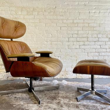 Vintage Mid Century Modern EAMES style LOUNGE CHAIR + ottoman by Selig 