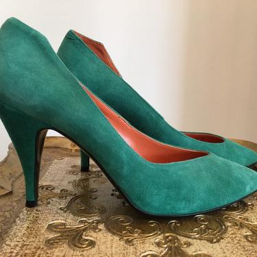 Green suede shoes, 1980s stiletto heels, vintage 80s heels, size 7, bare trap shoes, vintage stilettos, 1980s shoes 