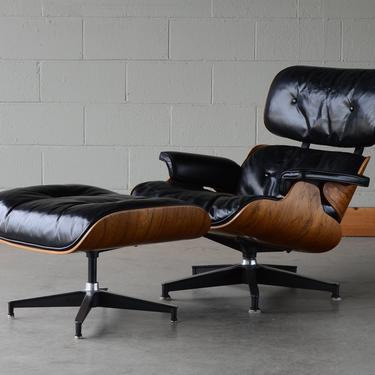 Vintage Eames Lounge Chair 670/671 Rosewood and Black Leather 