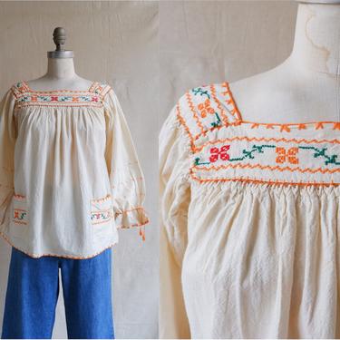 Vintage 60s Embroidered Mexican Blouse/ 1960s Ecru Balloon Sleeve Pocket Tunic Top/ Size Medium 