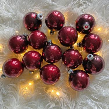 Vintage Set of 12 Ruby Red Glass Ornaments // Red Christmas Tree Bulbs // Red Holiday Ornament // Vintage Christmas Decor - M1 
