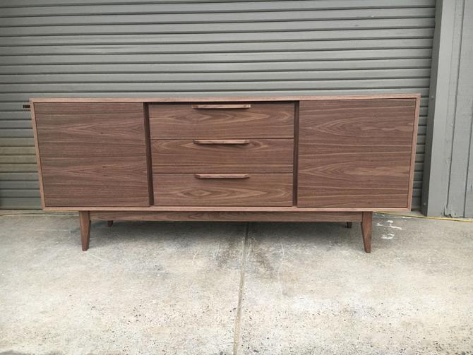 NEW Hand Built Mid Century Style Buffet / Credenza. Walnut 3 Drawer and 2 Door with Straight Leg Base! 