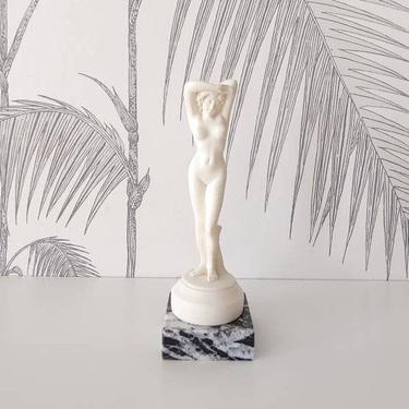 Vintage Statue, Nude, Alabaster and Marble, Signed, made in Italy, circa 30's 