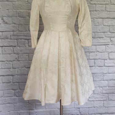 Vintage 1950s Brocade Cocktail Dress // Pearl Accents 