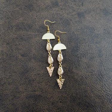 Long cowrie shell earrings, brass earrings, bold statement earrings, Afrocentric earrings, African earrings, exotic Nubian earrings 