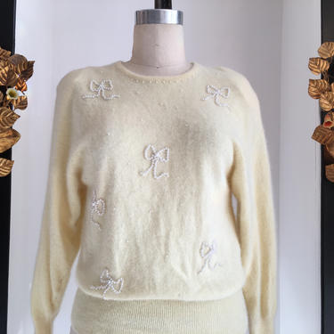 1980s beaded sweater, yellow Angora sweater, vintage pullover, novelty print bows, size medium, vintage 80s sweater, pearl sweater, 36 bust 
