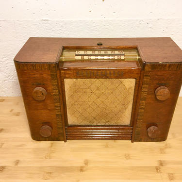 1946 Westinghouse Wood Case AM Radio, Midcentury Modern, Playing Nicely H130 