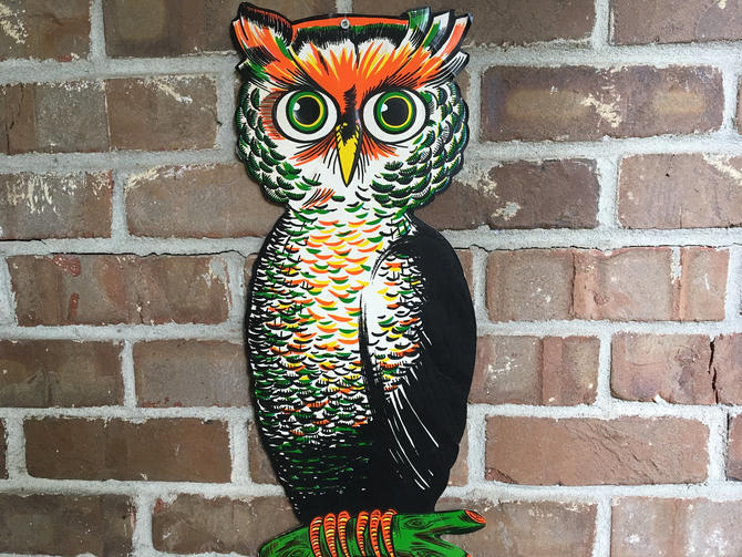 Vintage Style Repro Gray Big Eye Owl on Branch Halloween Cardstock Decoration,6" 