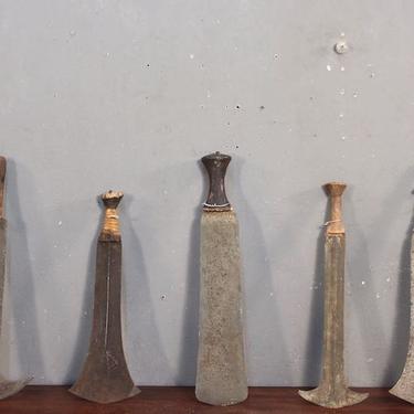 Set of 5 Congolese Ikakalaka Short Swords