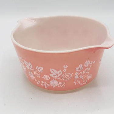 Vintage Vintage Pyrex Pink Gooseberry Casserole Bowl Dish 473 1 QT no Lid Made in USA 