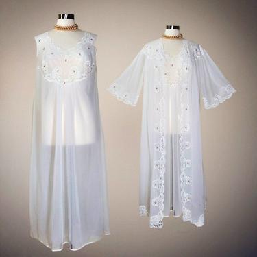 Vintage Bridal Nightgown Peignoir Set , 3XL / Quadruple Chiffon Volup Vintage Wedding Lingerie / See Through Lace Bust Nylon Nightgown Set 