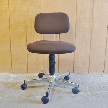 Mid Century Modern Rolling Adjustable Office Desk Chair Made in Italy 