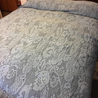 Vintage full size woven bedspread with fringe 
