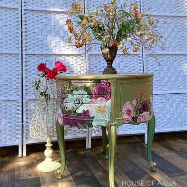 French Provincial Drum Table.  Vintage Night Stand.  Roses Pink Green End Table. Bombay Chest. FREE SHIPPING. 