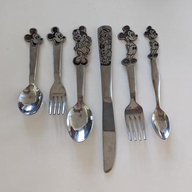 One Walt Disney Stainless Steel Youth Silverware by bonny - Mickey Mouse, Minnie Mouse, Donald Duck 