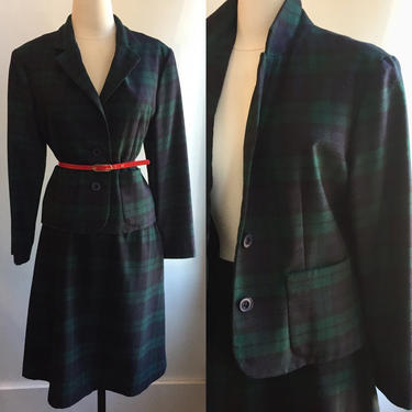 Sweet Vintage 40’s PLAID Wool Skirt Suit / PENDLETON Black Watch /  Cropped Blazer Jacket + A-line Skirt / S 