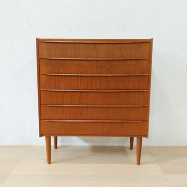 Vintage Danish Modern Teak Dresser by Tylvad Hansen 