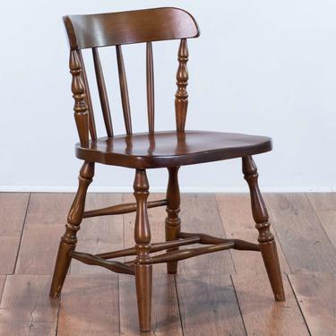 American Colonial Banister Back Accent Chair