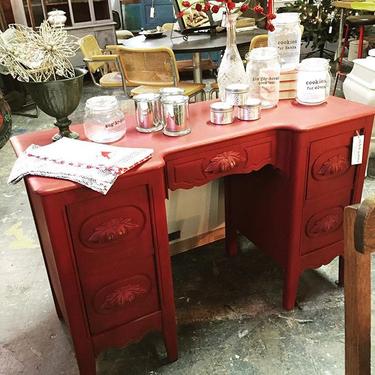 This pretty red desk could be so much more - desk/vanity even buffet for a small apartment! Come and get her at #roughluxemarket forts open from 12-3 today! #stylishpatina #fallschurchcity
