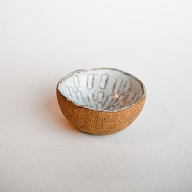 Tonlé - Textured Ring Dish