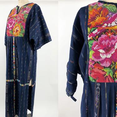 Vintage 1980s Dark Blue Guatemalan Embroidered Dress, Latin Maxi Dress, Folk Hippie Bohemian, Size Large/X-Large, Bust 40