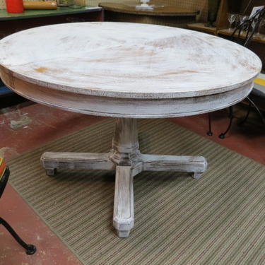 Vintage Antique Shabby Chic round oak dining table