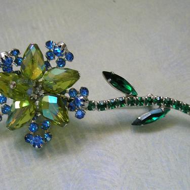 Vintage Unmarked Flower Pin, Costume Flower Pin, Old Rhinestone Flower Pin, Vintage Rhinestone Brooch, Costume Jewelry (#3926) 