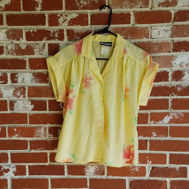 Vintage 70s/80s Soft Yellow Hawaiian Shirt Cap Sleeve M 