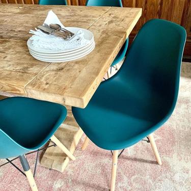 Molded teal dining chairs (new)