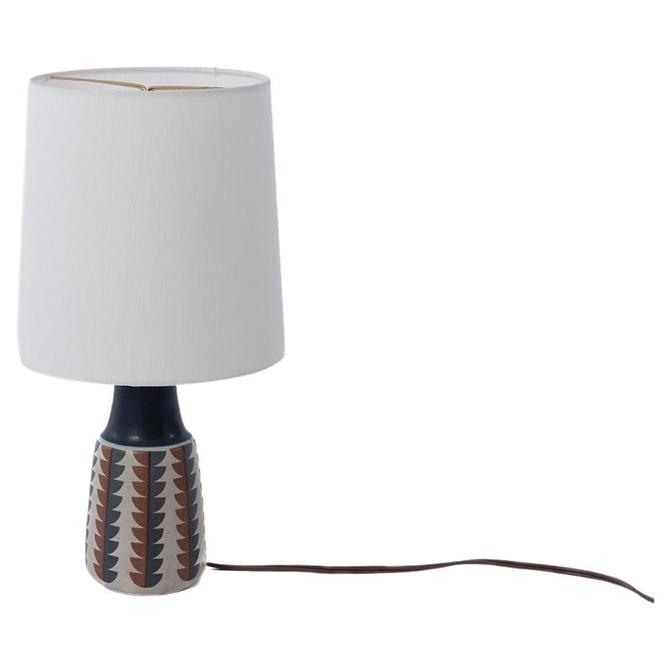 Scandinavian Modern Table Lamp with Graphic Leaf Motif