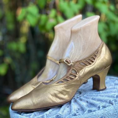 1920s sz 10 gold dance shoes RARE  / vintage 20s leather flapper Art Deco high heels pumps 1930s 