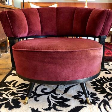 1950’s Barrel Back Swivel Club Chair in the style of Gilbert Rohde