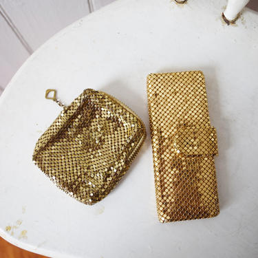 1940s/50s Gold Mesh Compact Mirror and Coin Purse | Vintage Whiting &amp; Davis Style Gold Metal Mesh Accessories 