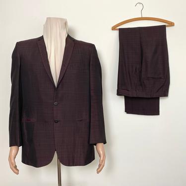 Vintage 1950s Men's Suit Late 50s Sharkskin Burgundy and Black Size 42 