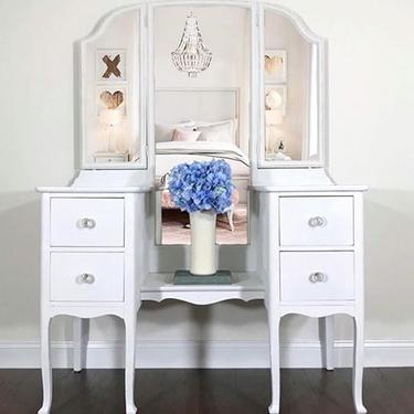 Antique Vanity with Trifold Mirror
