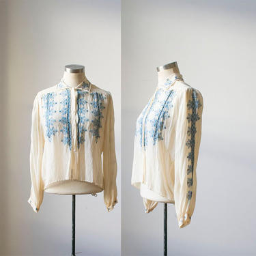 True Vintage Embroidered Blouse / Embroidered Blouse / 1920s Blouse / Blue Embroidered Blouse 