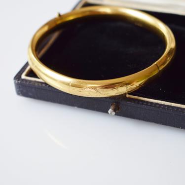 1930s Victorian Revival Etched Gold Bangle Bracelet | Vintage Gold-Fill Hinged Bracelet with Etched Floral Design 
