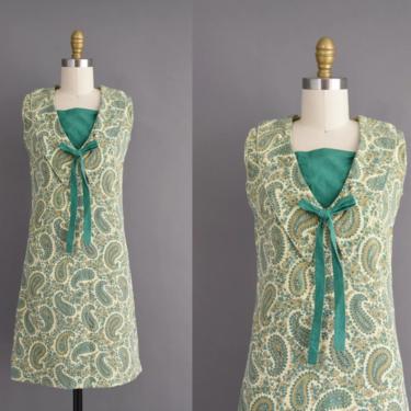 1960s vintage dress | Green Paisley Print Thick Cotton Day Dress | Small | 60s dress 
