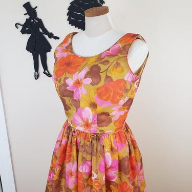 Vintage 1960's Hawaiian Floral Dress / 60s Floral Tropical Print Dress L 