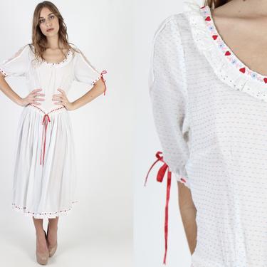 Vintage 70s White Austrian Dress Dirndl Swiss Dot Hearts Eyelet Full Skirt Midi Maxi Dress 
