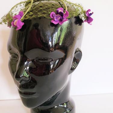 1950s Floral Whimsy Fascinator Purple Flowers Green Veil / 50s Wedding Bridesmaid Bridal Pansy Pansies Garden Party /  Zouzou 