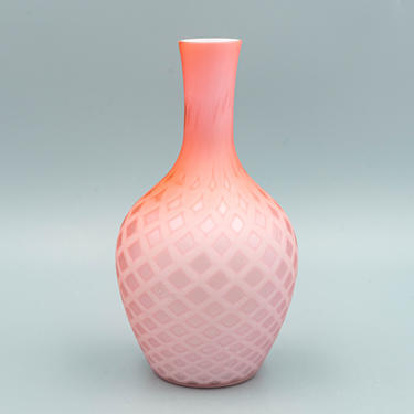 Pink Satin Mother of Pearl Gooseneck Vase, Diamond Quiilted |  Antique Victorian Glass 