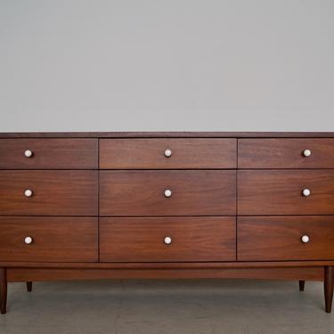 Gorgeous Mid-century Modern Walnut Dresser by Dixie Professionally Refinished! 