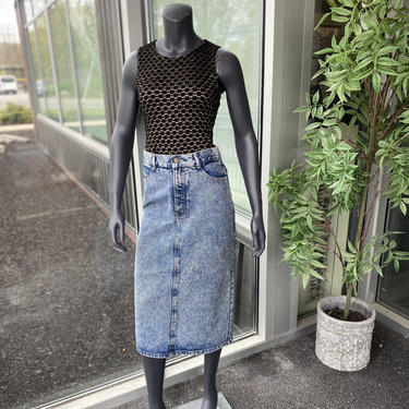 THE FASHION ACADEMY Vintage 1980s Acid Wash High Waisted Denim Midi Skirt - Size 10 - Retro 80s Throwback Jeans 